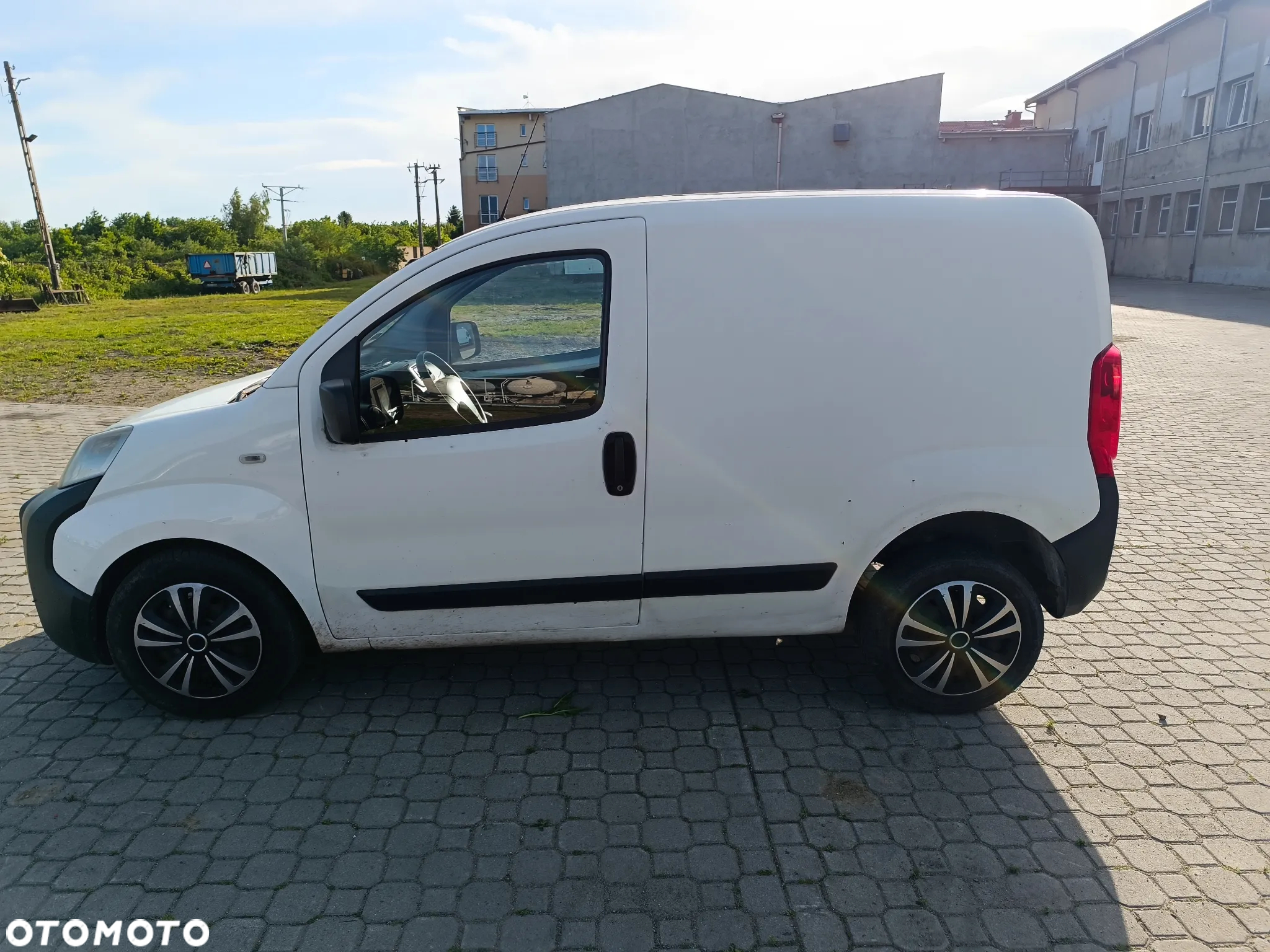 Peugeot Bipper - 2