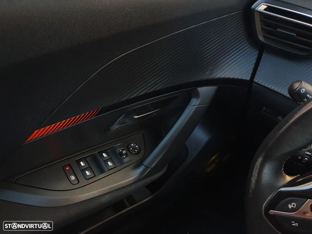 Peugeot 2008 1.2 PureTech Active Pack - 13