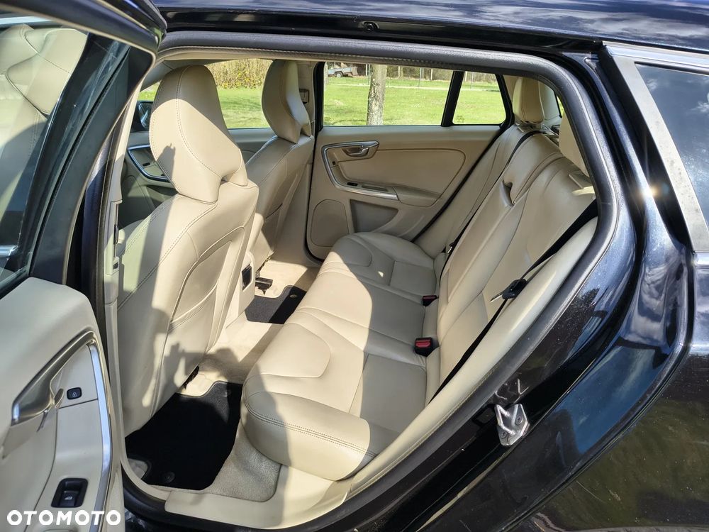 Volvo V60 D2 Kinetic - 15