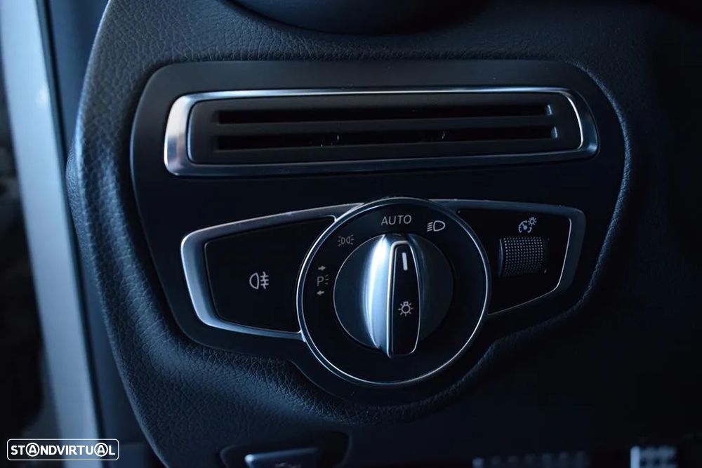 Mercedes-Benz C 220 d AMG Line - 16
