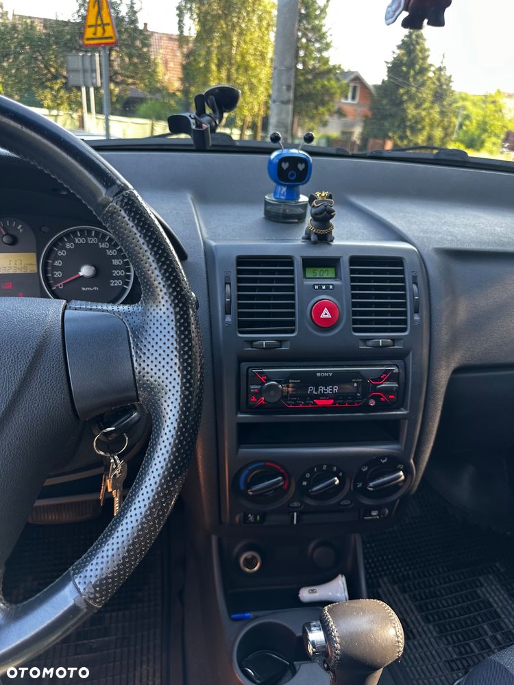 Hyundai Getz - 19