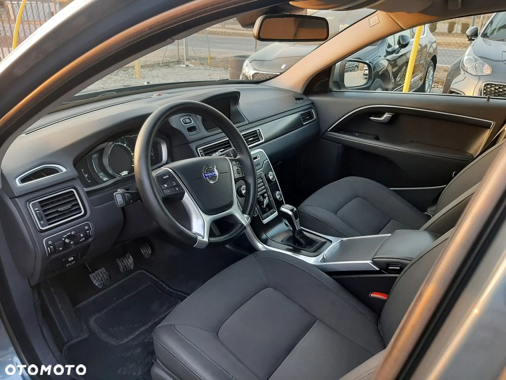 Volvo V70 D4 Summum - 15
