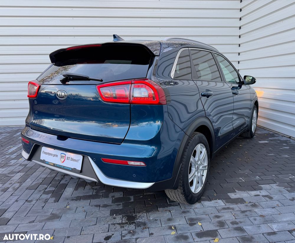 Kia Niro 1.6 GDI 2WD Aut. Vision - 3