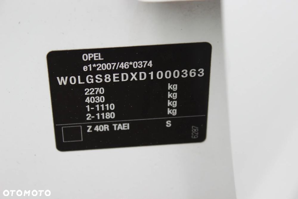 Opel Insignia 2.0 Turbo Sports Tourer - 35