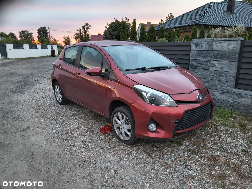 Toyota Yaris 1.5 VVT-i Comfort mit Design Paket - 1