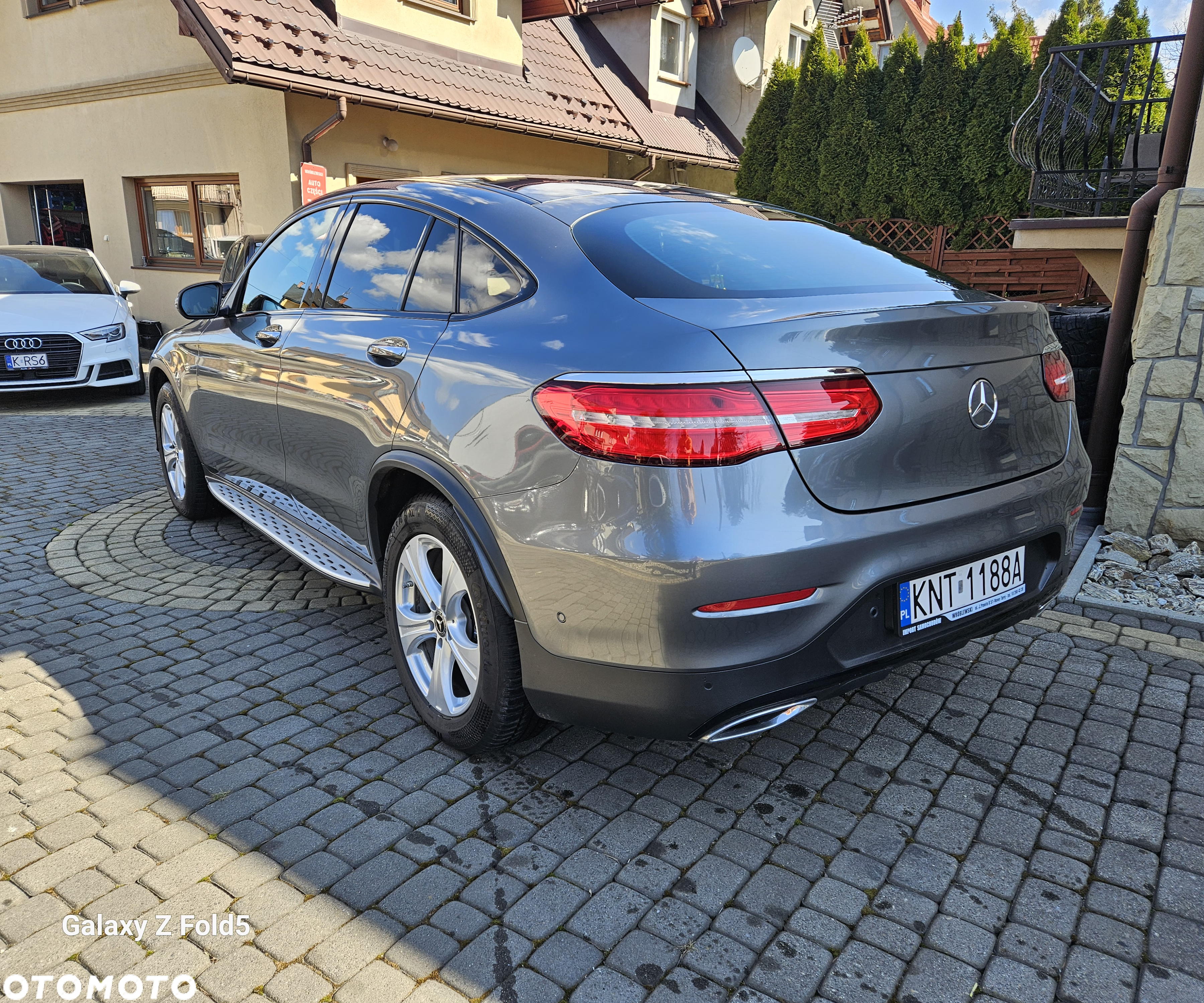 Mercedes-Benz GLC 250 d Coupe 4Matic 9G-TRONIC AMG Line - 10