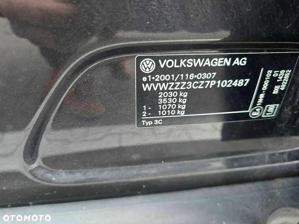 Volkswagen Passat 1.9 TDI Comfortline - 36