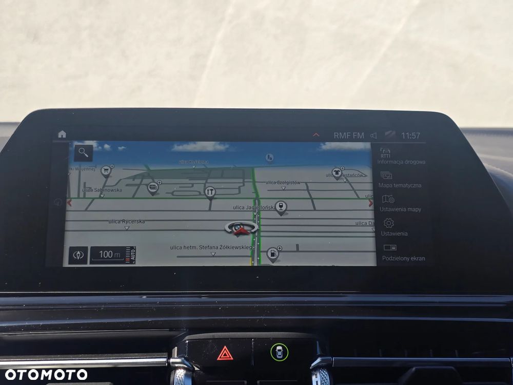 BMW Seria 8 - 28