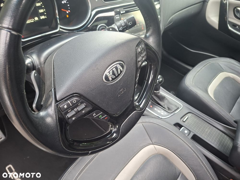 Kia Ceed 1.6 GDI DCT Platinum Edition - 18