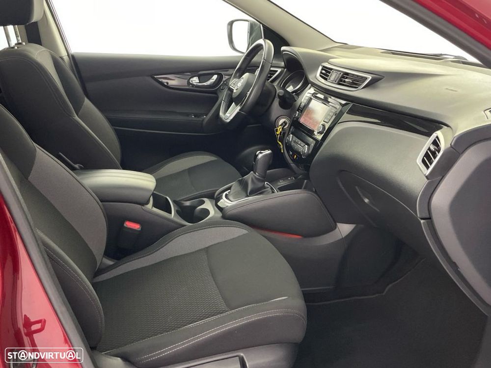 Nissan Qashqai 1.5 dCi N-Connecta DCT - 20