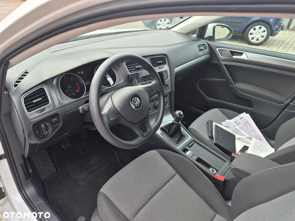 Volkswagen Golf 1.6 TDI BMT Highline - 11