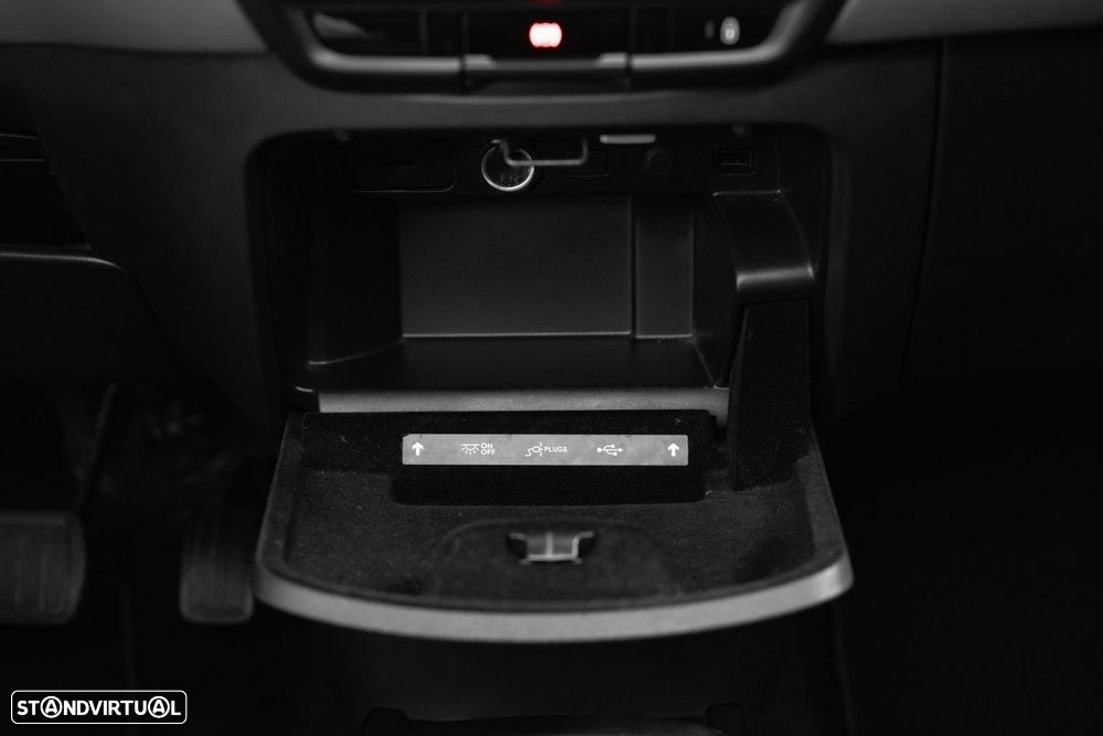 Citroën C4 Spacetourer 1.2 PureTech Feel EAT8 - 32