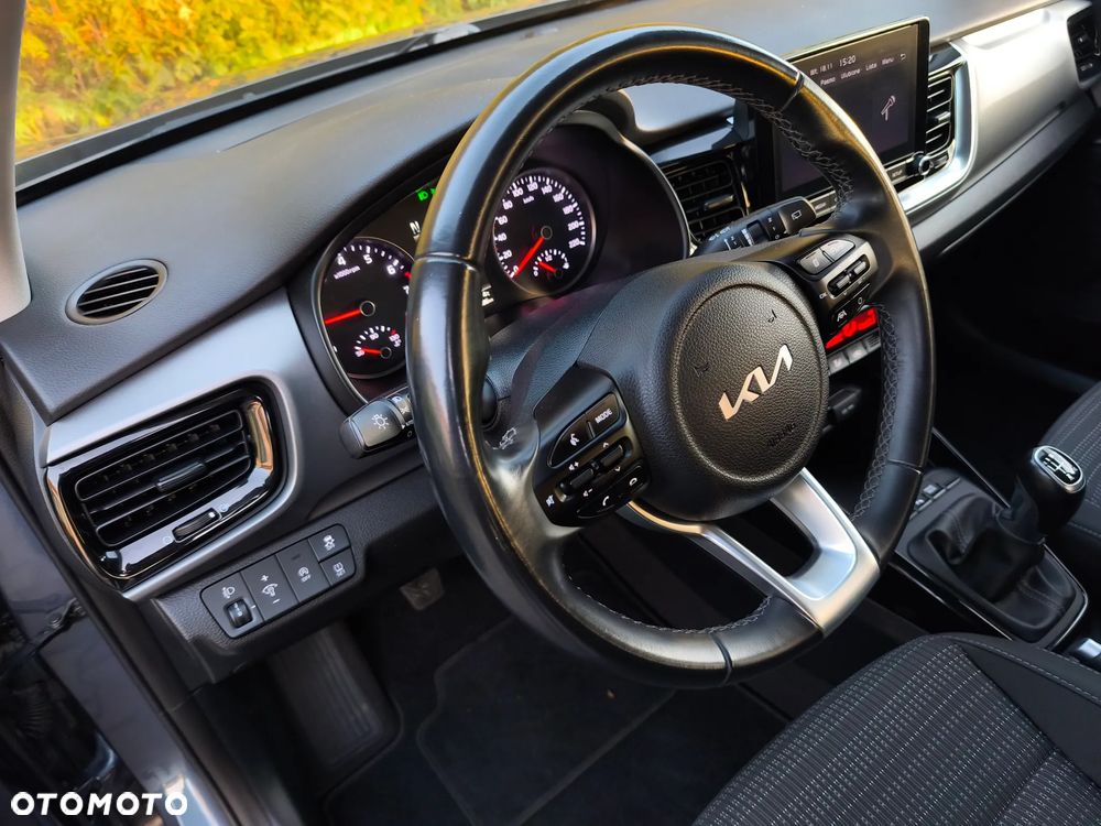 Kia Stonic - 11