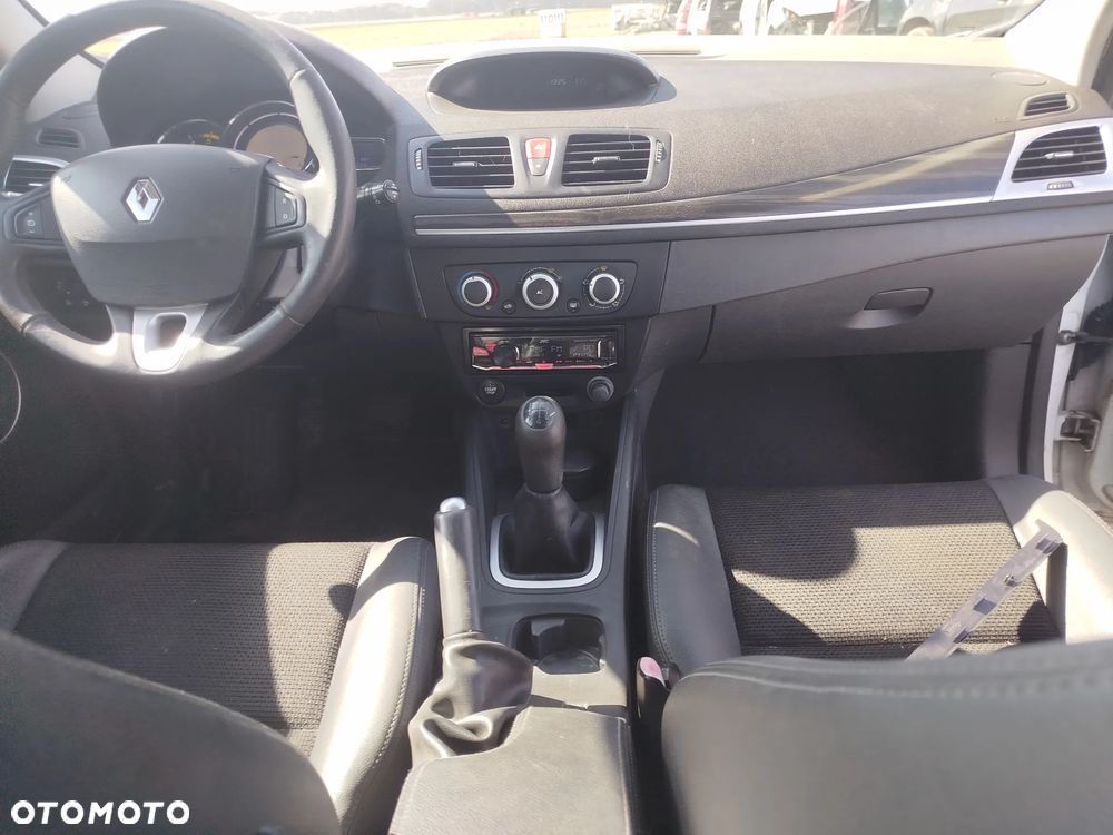Renault Megane 1.5 dCi Authentique - 8
