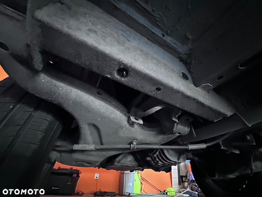 Volkswagen Transporter - 13