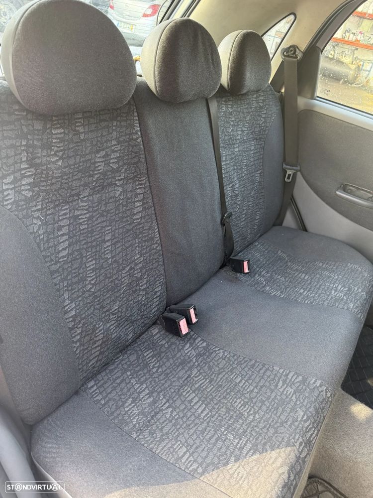 Opel Corsa 1.2 16V Confort - 12