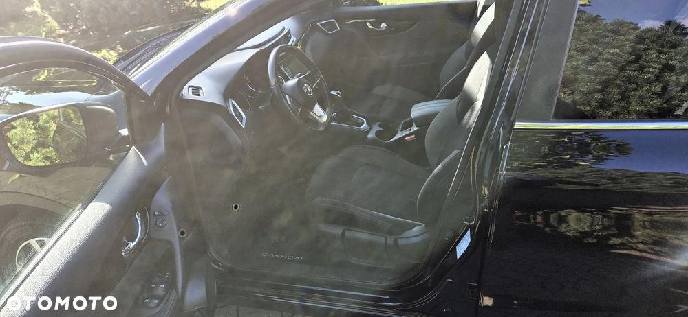 Nissan Qashqai 1.3 DIG-T MHEV Xtronic Tekna - 17