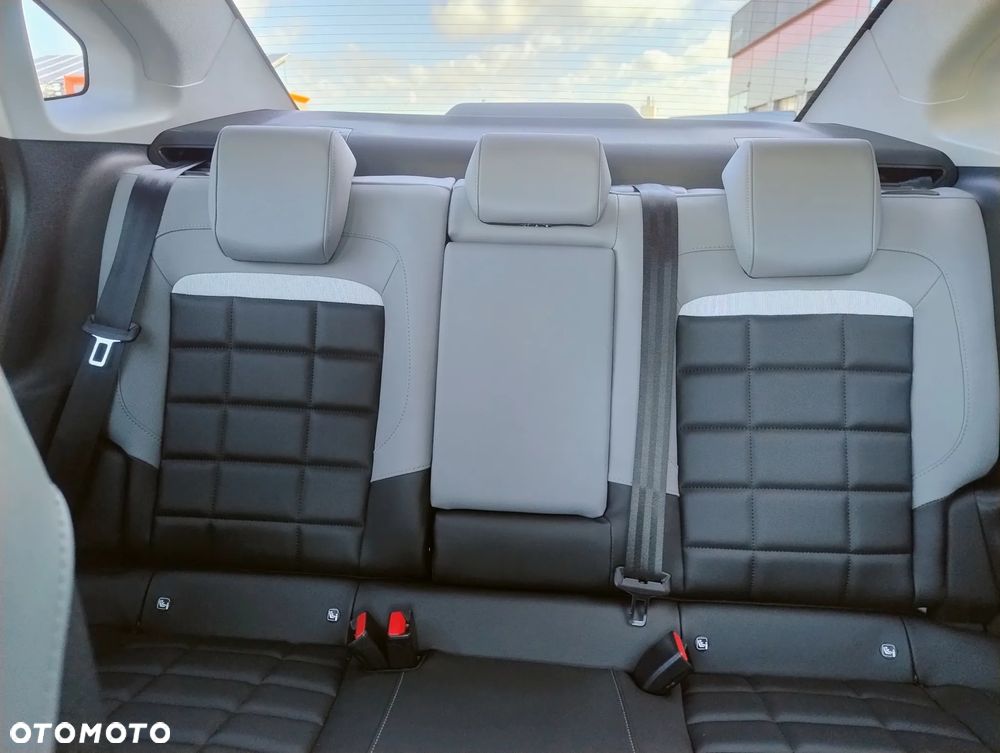 Citroën C4X 1.2 mHEV Max eDCT6 - 31