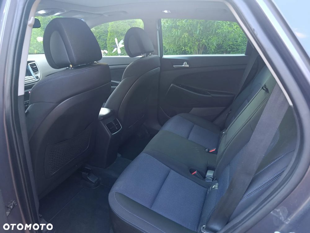 Hyundai Tucson blue 1.7 CRDi 2WD Advantage - 8