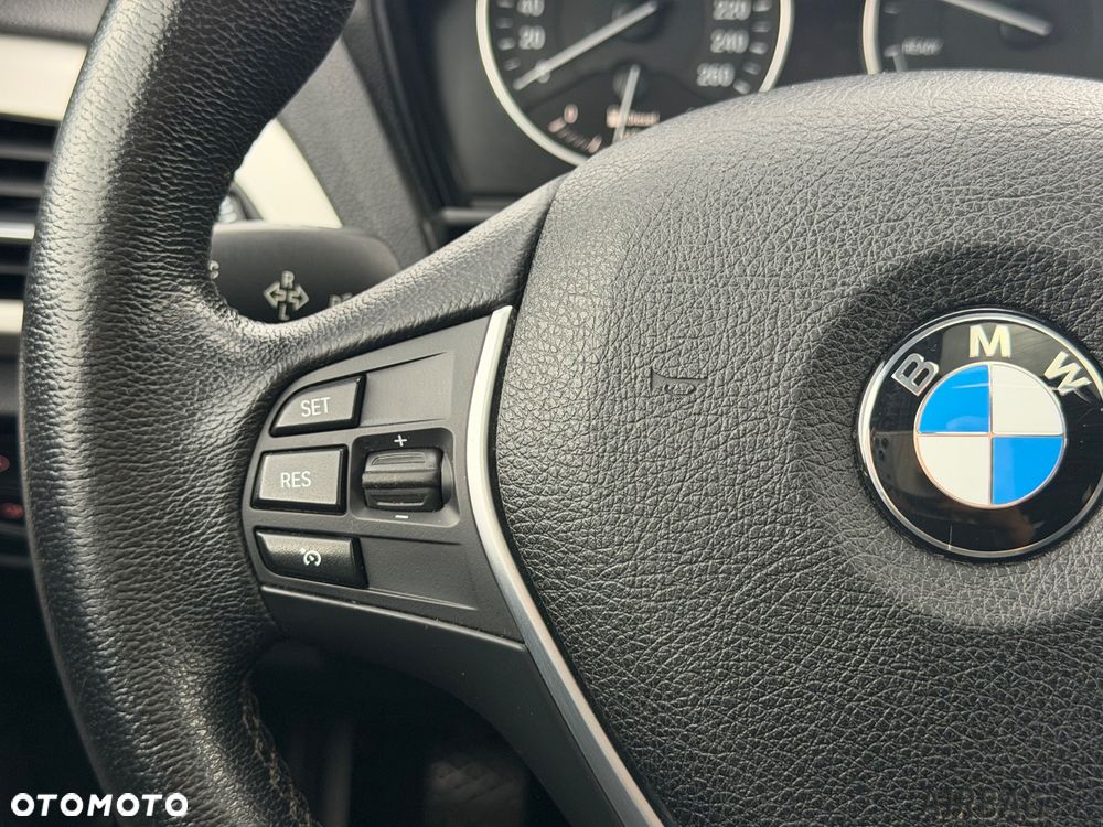 BMW Seria 1 116d - 21