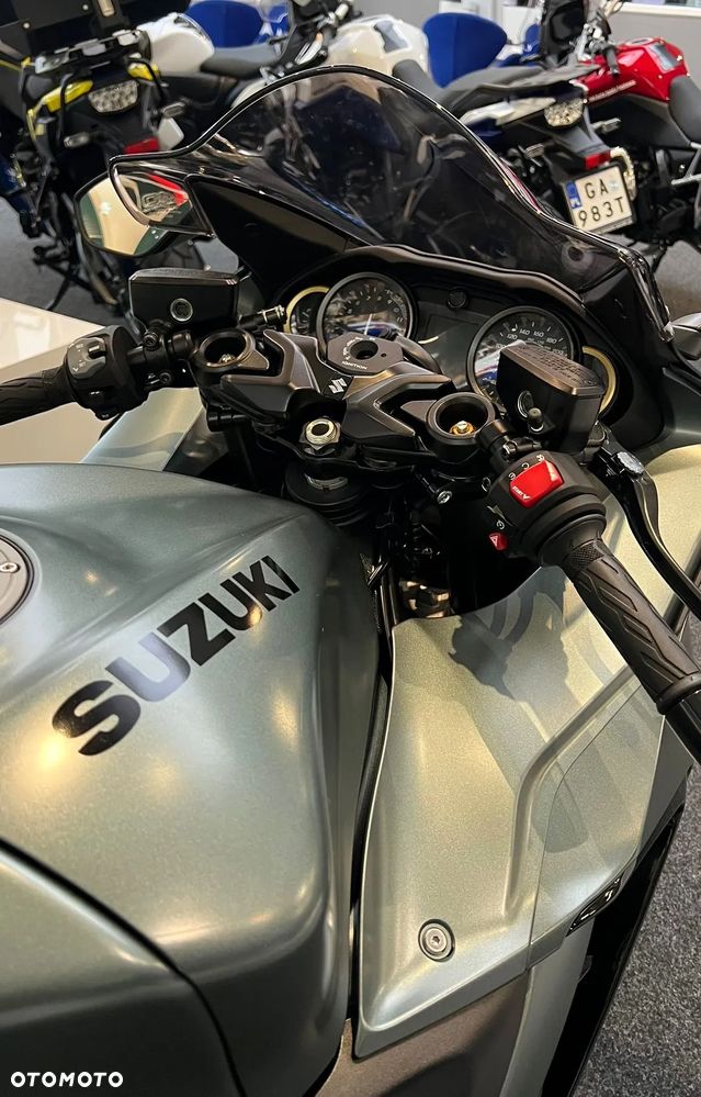 Suzuki Hayabusa - 13