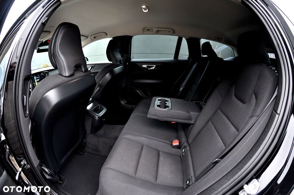 Volvo V60 B3 B Geartronic RDesign - 23