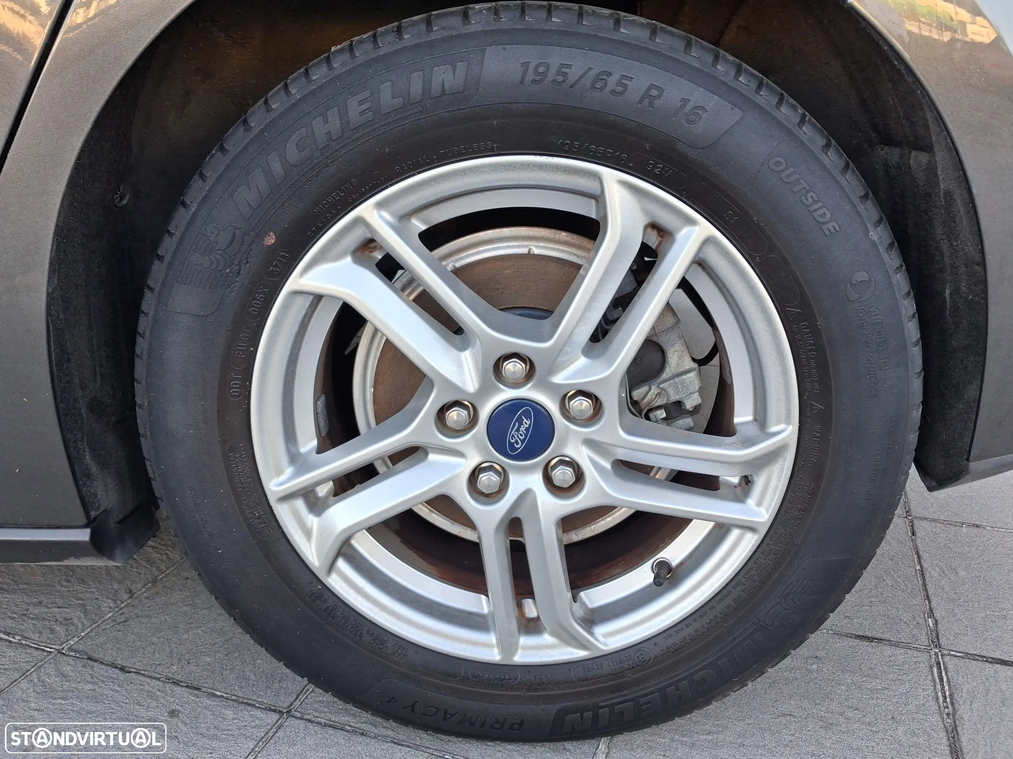 Ford Focus 1.0 EcoBoost Business - 10