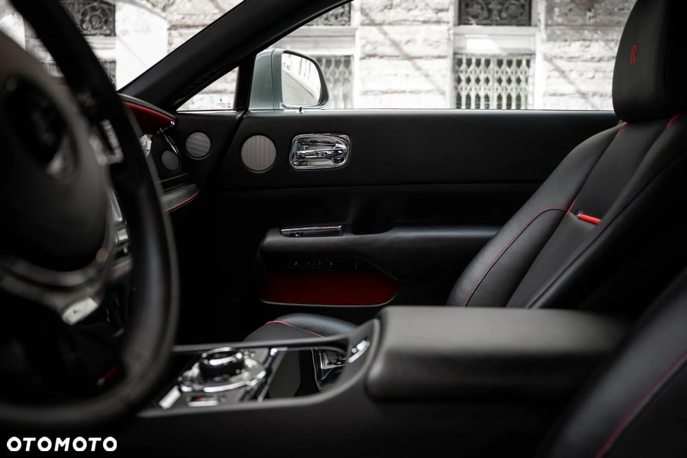 Rolls-Royce Wraith - 23