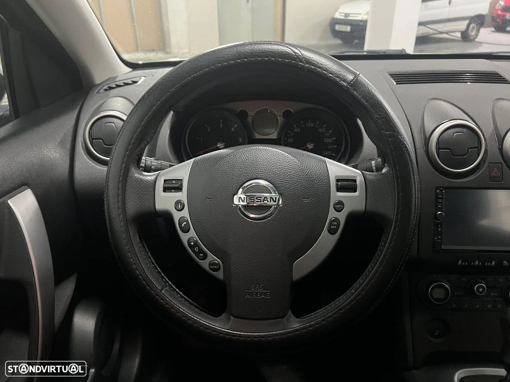 Nissan Qashqai 2.0 dCi Acenta AT FPD - 21