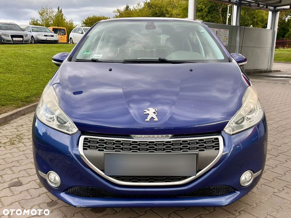 Peugeot 208 - 7