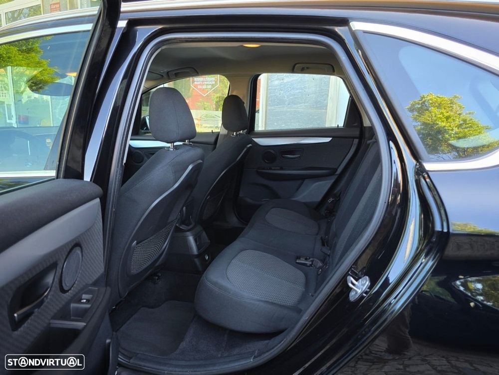 BMW 216 Active Tourer d - 8