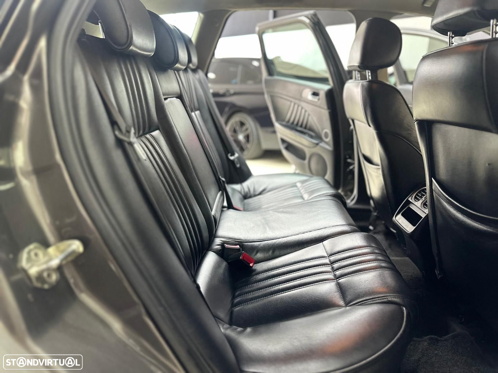 Alfa Romeo 159 Sportwagon 1.9 JTDm 16V Sportiva - 16