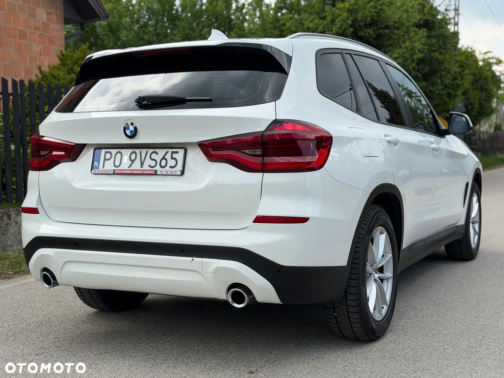 BMW X3 xDrive20i GPF Advantage - 4