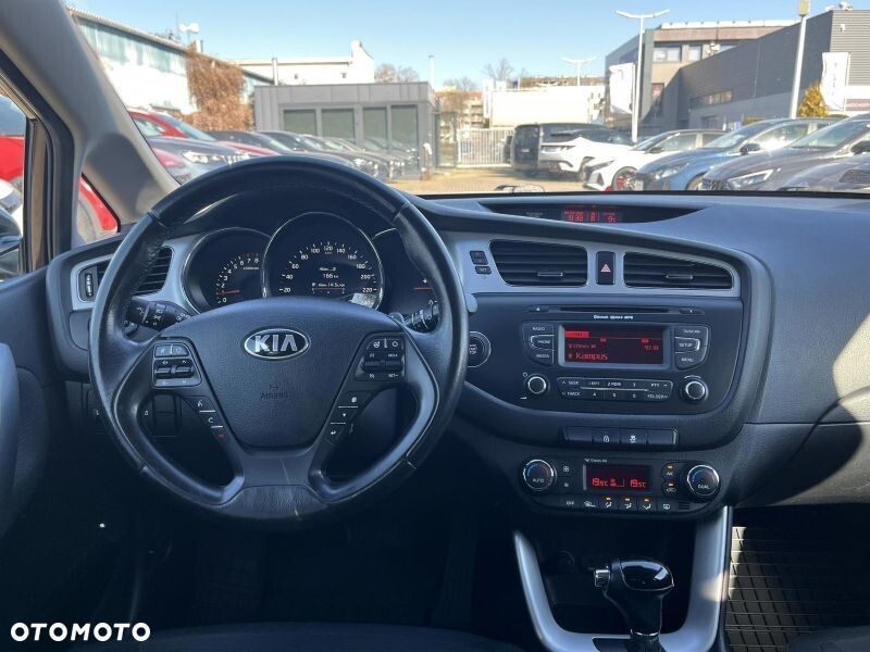 Kia Ceed 1.6 GDI L DCT - 3