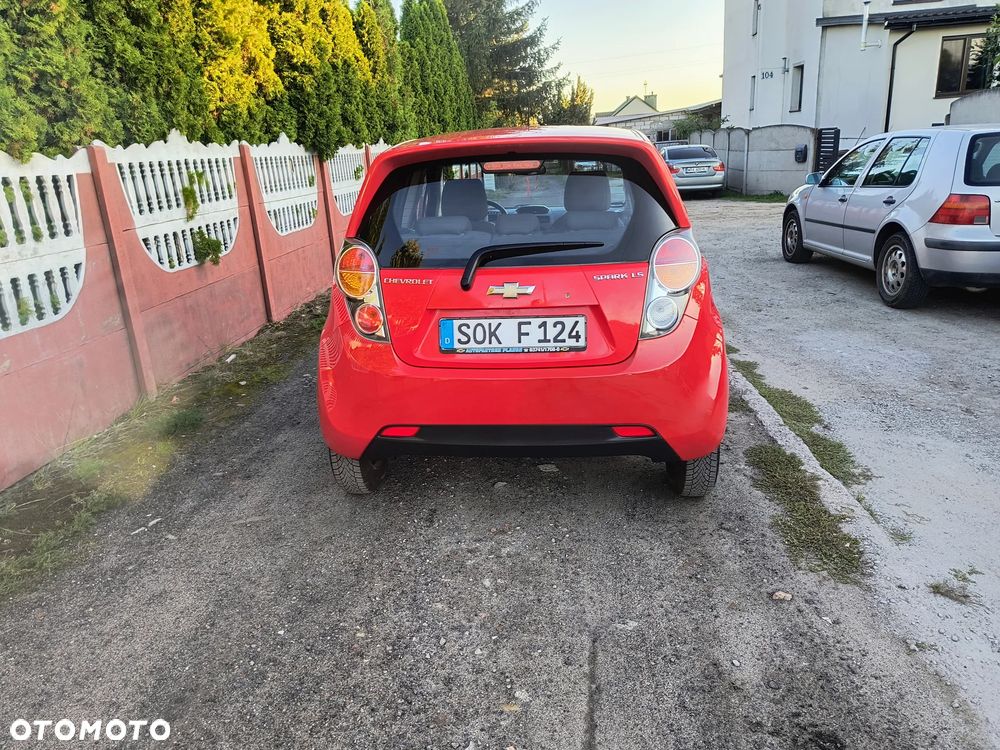 Chevrolet Spark 1.0 LS - 33