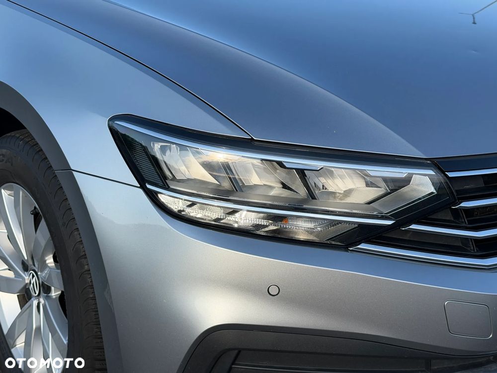 Volkswagen Passat 1.5 TSI EVO Business - 36