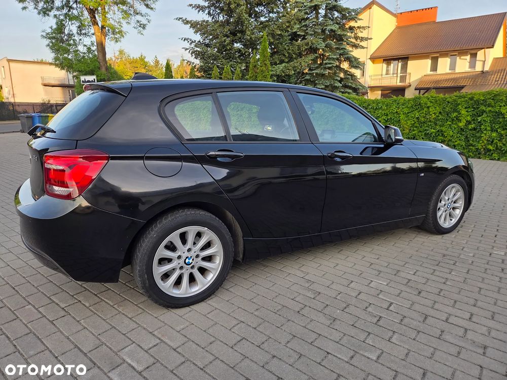BMW Seria 1 118d Sport Line - 4