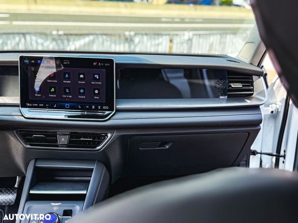 Volkswagen Tayron 1.5 TSI DSG PHEV Life - 17