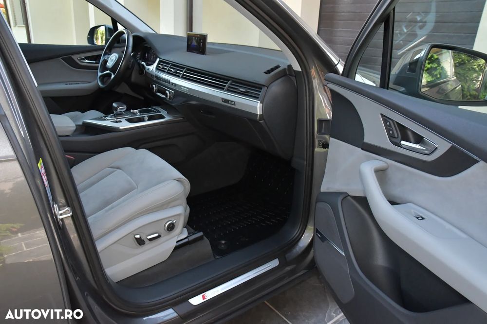 Audi Q7 50 TDI quattro Tiptronic MHEV S Line - 11