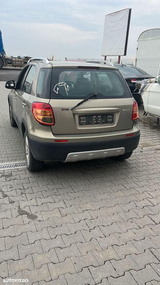 Dezmembram Suzuki SX 4 1.6 benzina din 2009 - 3