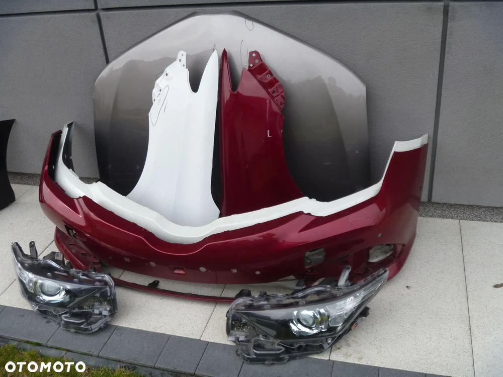 TOYOTA AURIS II DRZWI PRZEDNIE PRAWE KOMPLETNE - 14