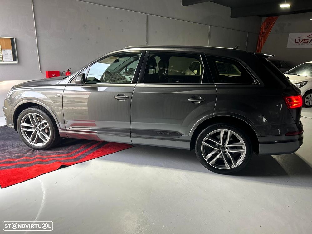 Audi Q7 3.0 TDI quattro S-line Tiptronic 7L - 2