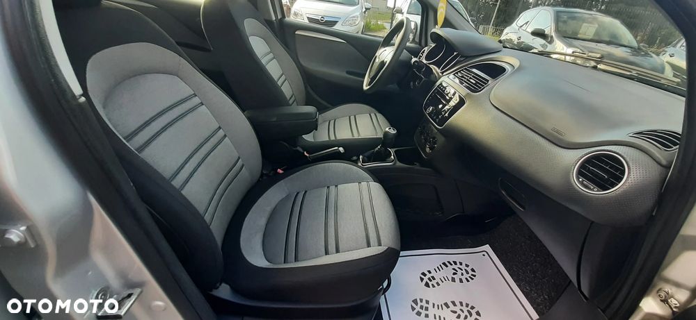 Fiat Punto Evo - 28
