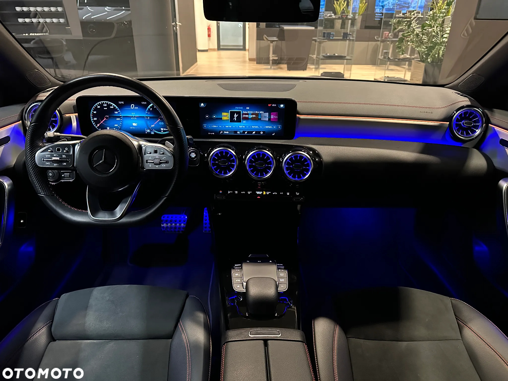 Mercedes-Benz CLA 250 E AMG Line 8G-DCT - 8