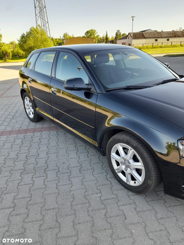 Audi A3 Sportback - 4
