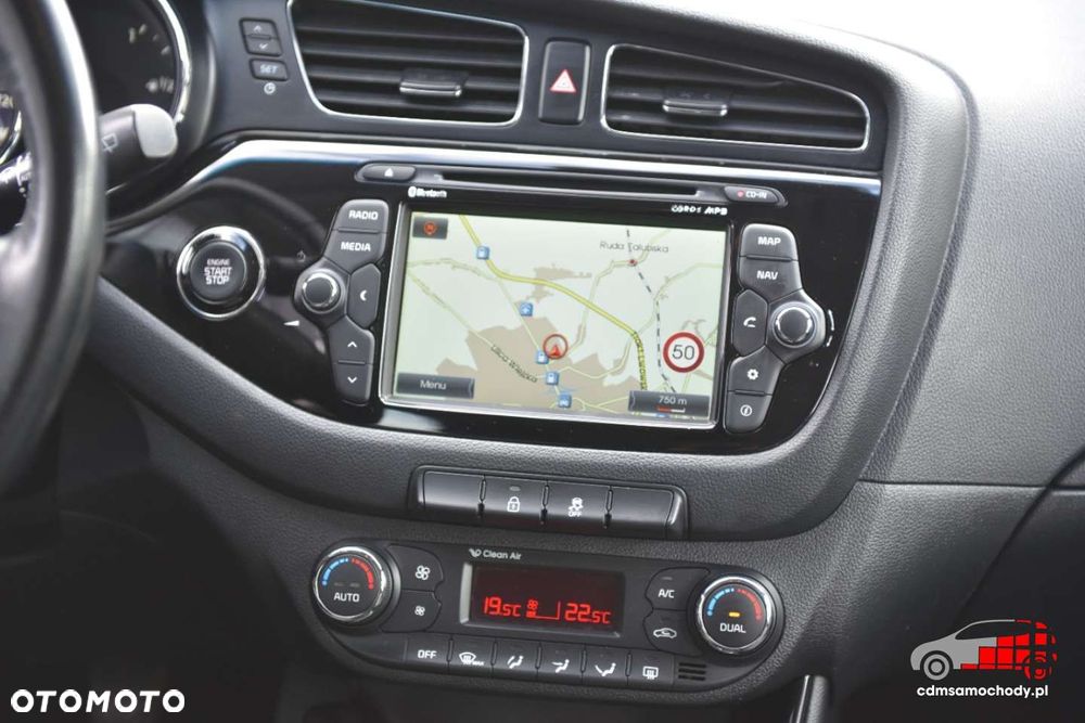 Kia Ceed - 25