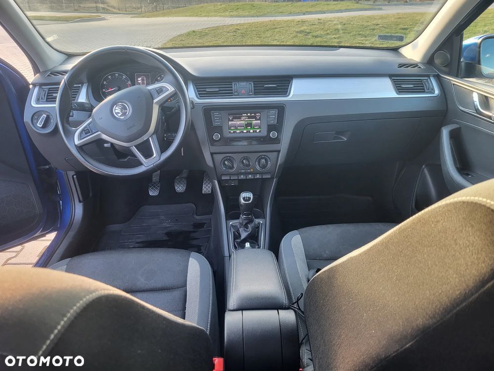 Skoda RAPID 1.2 TSI Ambition - 8