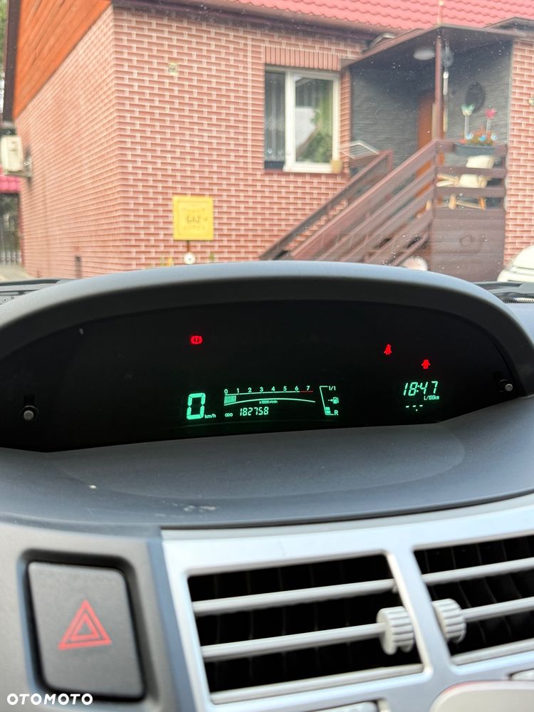 Toyota Yaris 1.0 Terra A/C - 11