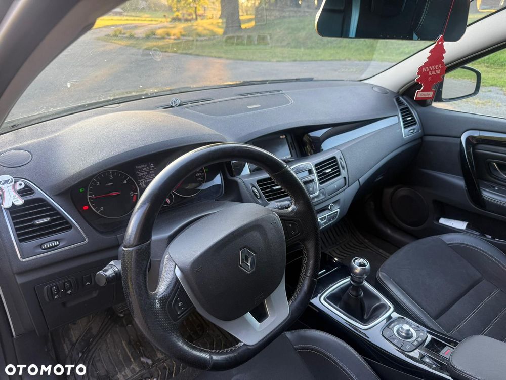 Renault Laguna dCi 110 FAP Bose Edition - 7