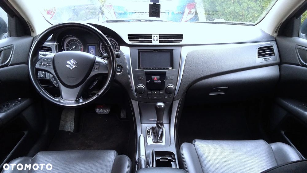 Suzuki Kizashi 2.4 4x4 CVT Sport - 7